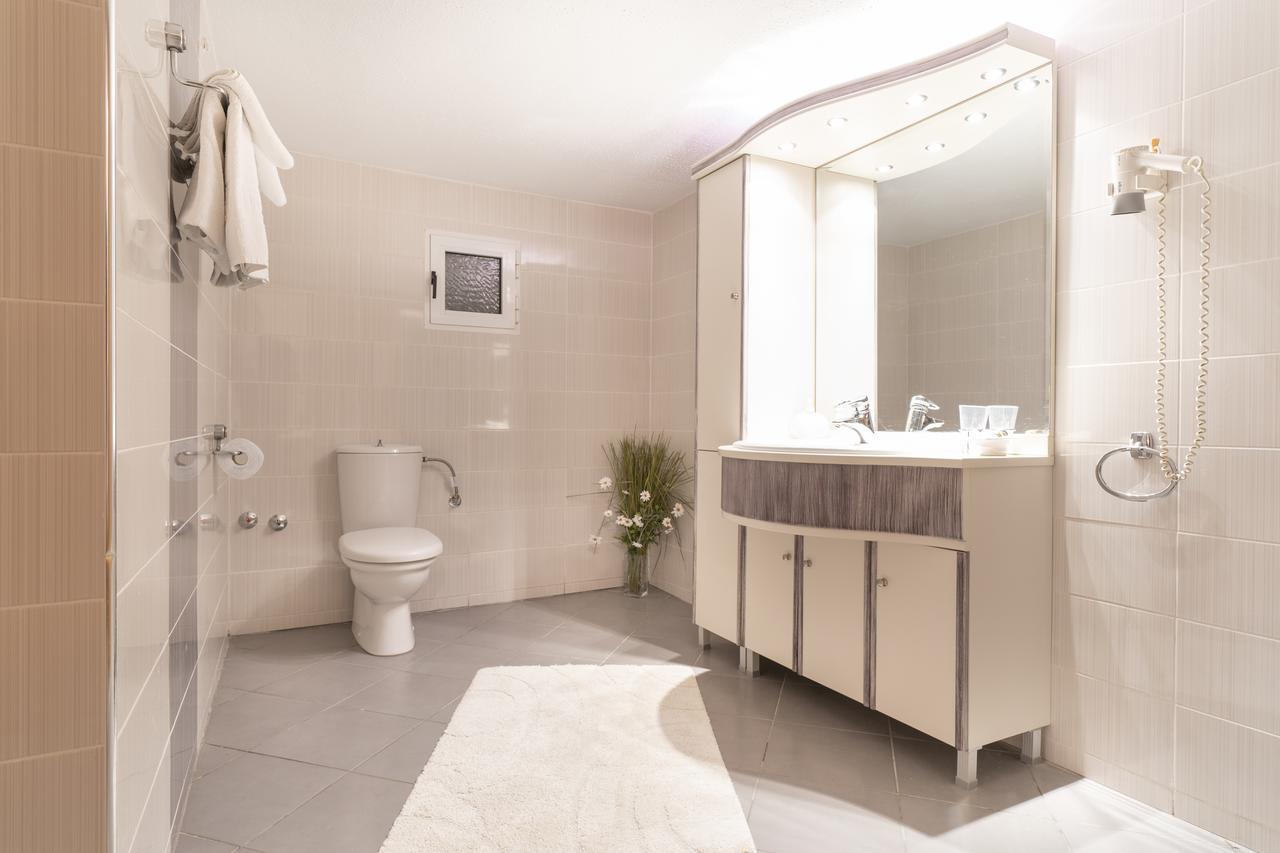 Villa Romantica Hotel PalaiónTsiflíkion Екстериор снимка